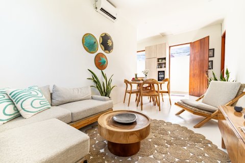 109m2 Villa in Dalung, Badung, Indonesia No. 9713 11