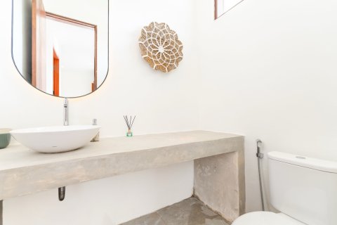 109m2 Villa in Dalung, Badung, Indonesia No. 9713 24