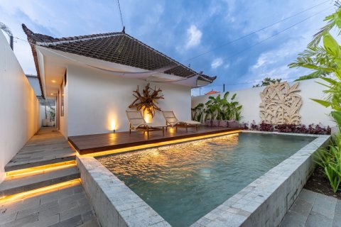 109m2 Villa in Dalung, Badung, Indonesia No. 9713 27