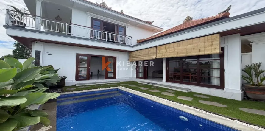 3 bedrooms Villa in Kerobokan, Badung, Indonesia No. 11881