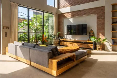 4 bedrooms Villa in Tibubeneng, Badung, Indonesia No. 11883 4