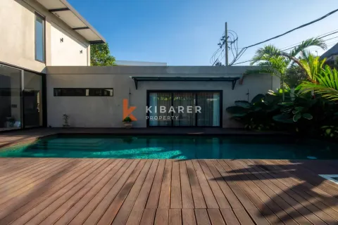 4 bedrooms Villa in Tibubeneng, Badung, Indonesia No. 11883 2