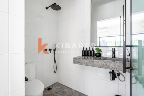 3 bedrooms Villa in Tibubeneng, Badung, Indonesia No. 12872 20