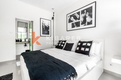 3 bedrooms Villa in Tibubeneng, Badung, Indonesia No. 12872 18