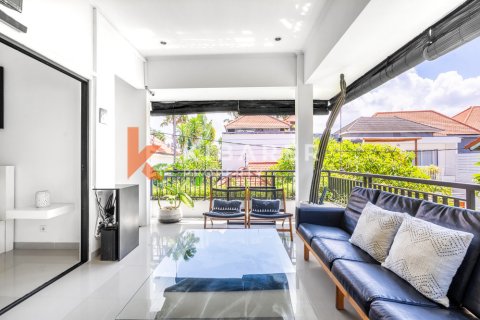 3 bedrooms Villa in Tibubeneng, Badung, Indonesia No. 12872 16
