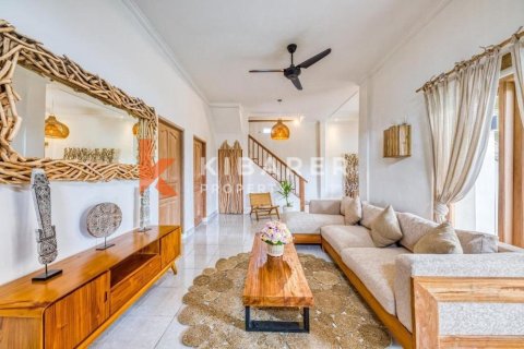 6 bedrooms Villa in Tibubeneng, Badung, Indonesia No. 12873 3