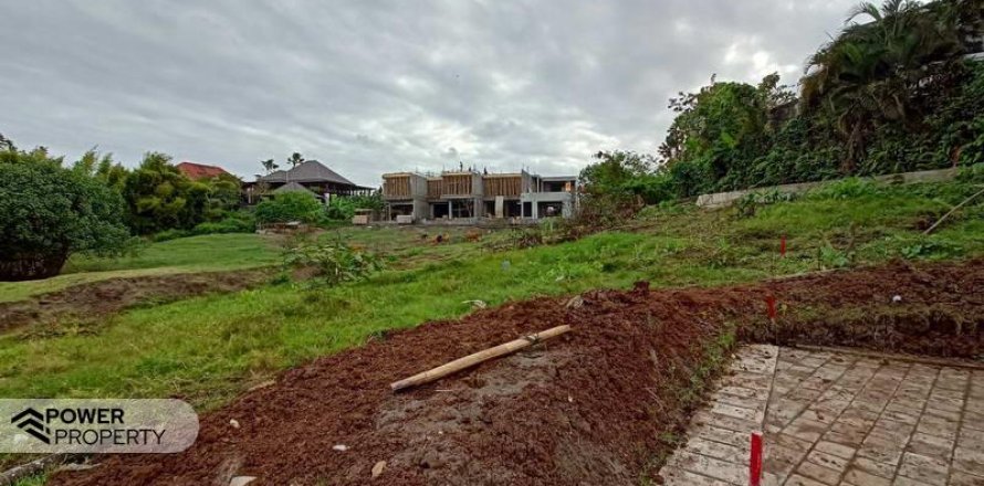 105m2 Land in Canggu, Badung,  No. 9570