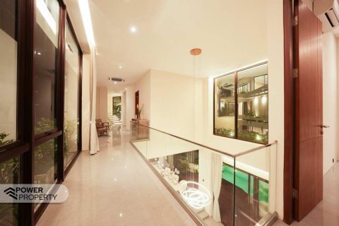3 bedrooms Villa in Seminyak, Badung,  No. 9568 28