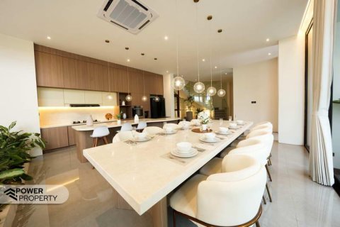 3 bedrooms Villa in Seminyak, Badung,  No. 9568 23