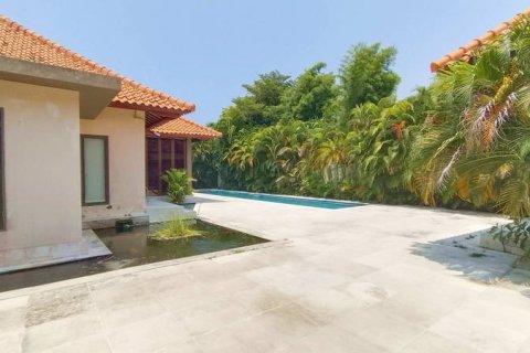 3 bedrooms Villa in Seminyak, Badung,  No. 9569 3