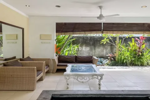 3 bedrooms Villa in Tibubeneng, Badung, Indonesia No. 11784 6