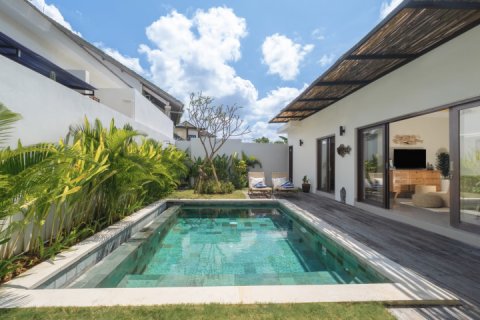 2 bedrooms Villa in Seminyak, Badung, Indonesia No. 10042