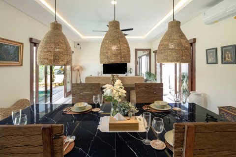 2 bedrooms Villa in Seminyak, Badung, Indonesia No. 10040 5