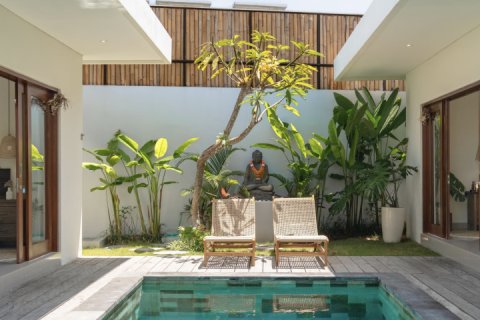 2 bedrooms Villa in Seminyak, Badung, Indonesia No. 10040 3