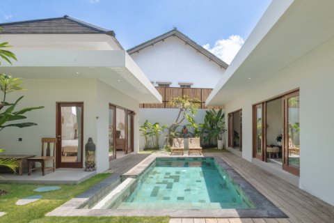 1 bedroom Villa in Seminyak, Badung, Indonesia No. 10041 2