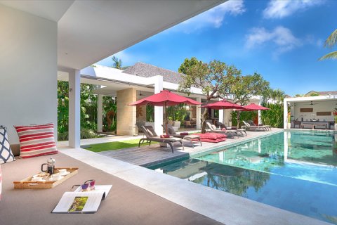 Вилла с 5 спальнями в Seminyak, Бадунг, Индонезия № 10054 8