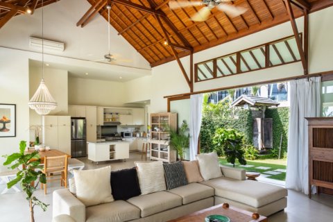 Вилла 320м2 в Бадунг, Индонезия № 9687 4