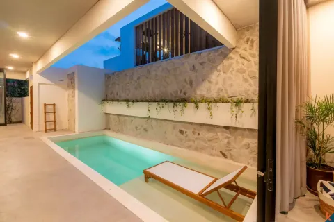 2 bedrooms Villa in Kerobokan, Badung, Indonesia No. 10999 4