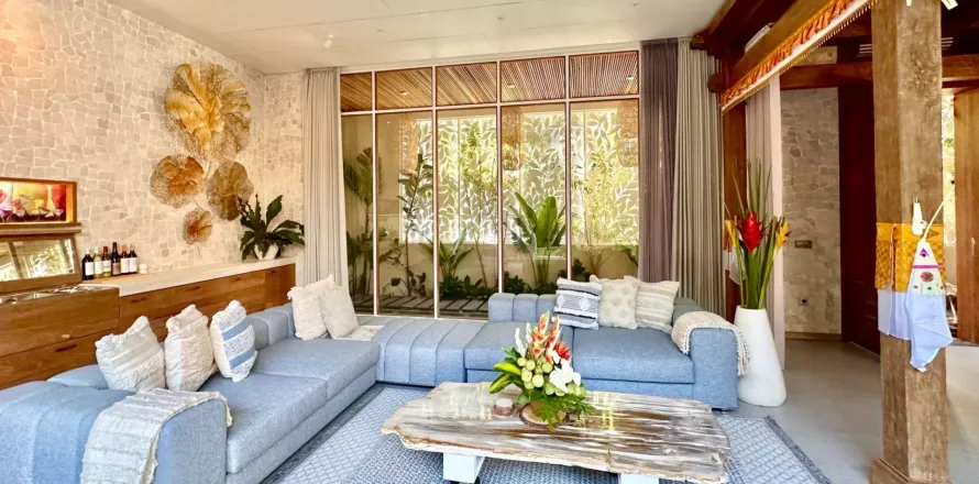 5 bedrooms Villa in Pererenan, Mengwi, Badung, Indonesia No. 10665