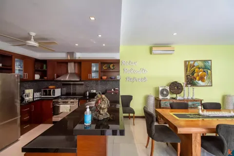 6 bedrooms Villa in Tibubeneng, Badung, Indonesia No. 10664 15