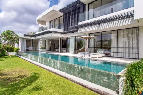 4 bedrooms Villa in Tumbak Bayuh, Mengwi, Badung, Indonesia No. 10571