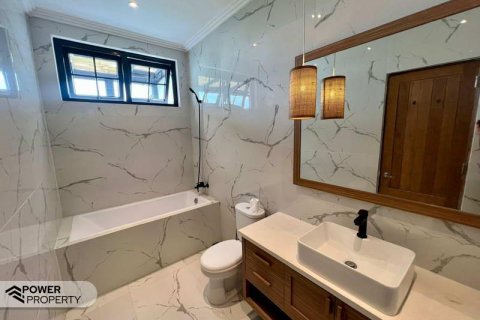 3 bedrooms Villa in Seminyak, Badung, Indonesia No. 9617 16