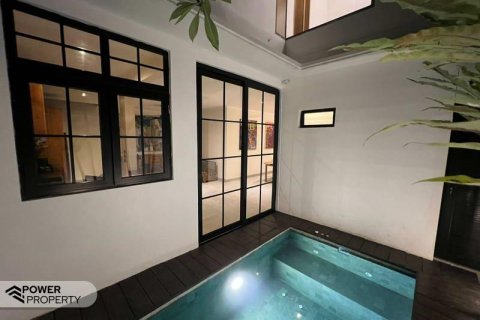 3 bedrooms Villa in Seminyak, Badung, Indonesia No. 9617