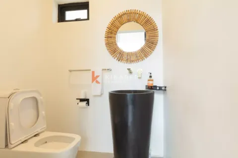 2 bedrooms Villa in Denpasar, Indonesia No. 12449 5