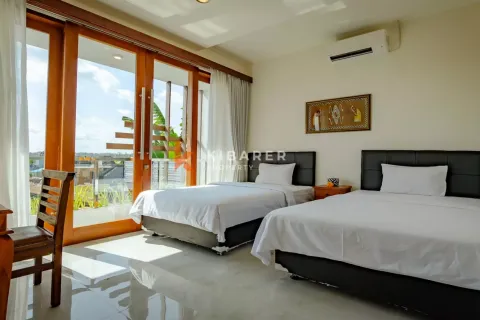 4 bedrooms Villa in Mengwi, Badung, Indonesia No. 12184 11
