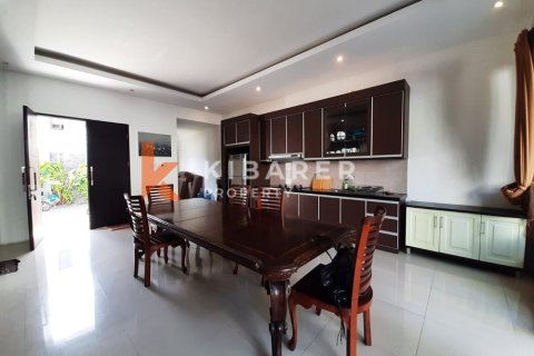 2 bedrooms Villa in Badung, Indonesia No. 12188 3
