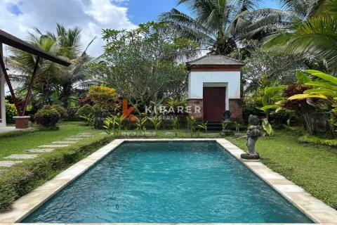 5 bedrooms Villa in Badung, Indonesia No. 12598 3