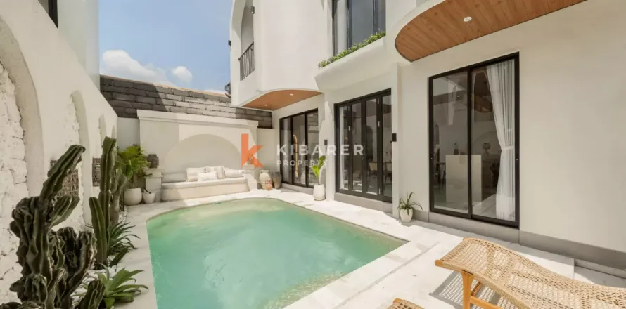 2 bedrooms Villa in Denpasar, Indonesia No. 12595