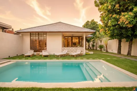 Вилла с 3 спальнями в Seminyak, Бадунг, Индонезия № 10380 2