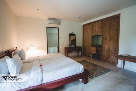 4 bedrooms Villa in Tabanan,  No. 8642 22