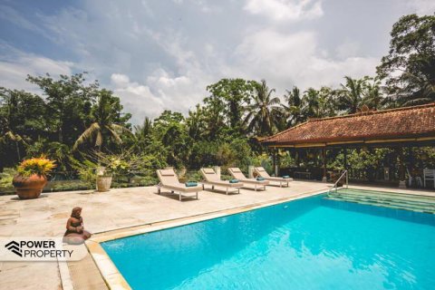 7 bedrooms Villa in Tabanan,  No. 8643 7