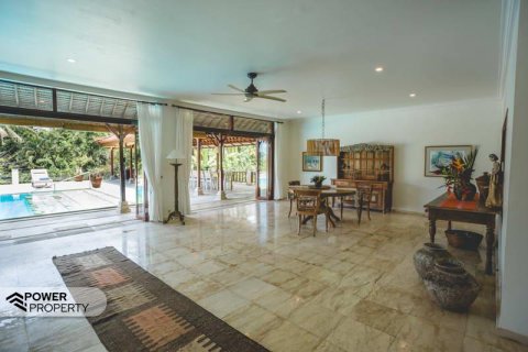 7 bedrooms Villa in Tabanan,  No. 8643 25