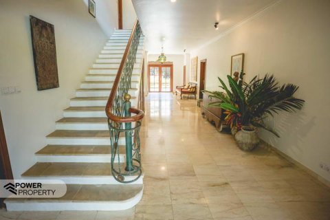 7 bedrooms Villa in Tabanan,  No. 8643 29