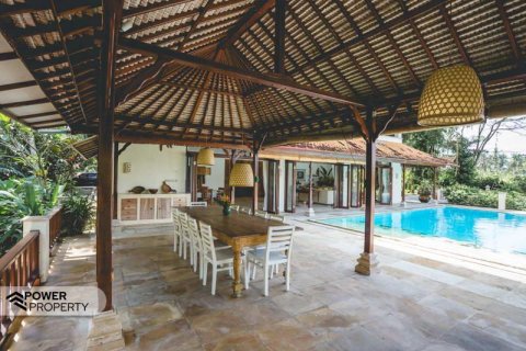 7 bedrooms Villa in Tabanan,  No. 8643 23