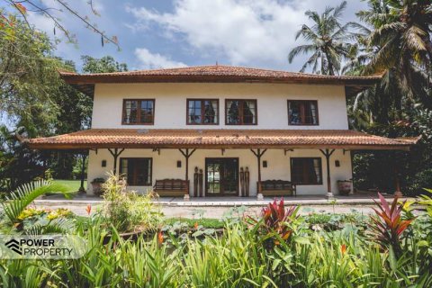 7 bedrooms Villa in Tabanan,  No. 8643 9