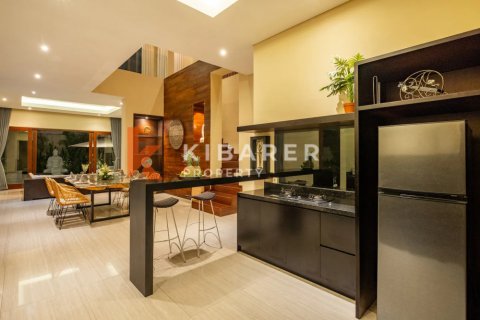3 bedrooms Villa in Canggu, Badung, Indonesia No. 13006 10
