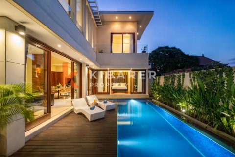 3 bedrooms Villa in Canggu, Badung, Indonesia No. 13006 2