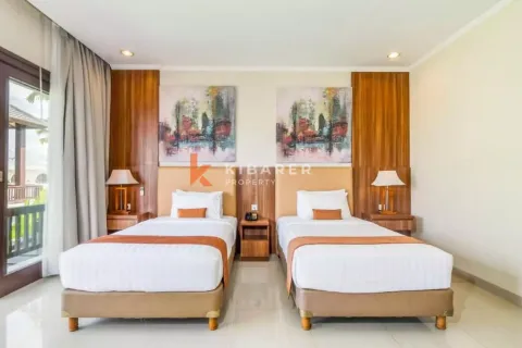2 bedrooms Villa in Canggu, Badung, Indonesia No. 12323 10