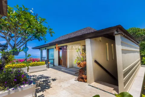 6 bedrooms Villa in Kuta, Badung, Indonesia No. 12319 17