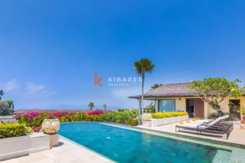 6 bedrooms Villa in Kuta, Badung, Indonesia No. 12319