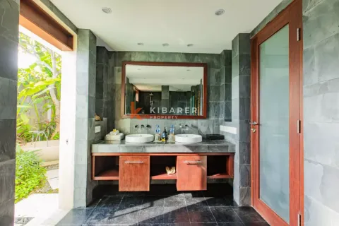 6 bedrooms Villa in Kuta, Badung, Indonesia No. 12319 23