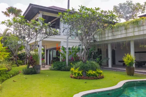 6 bedrooms Villa in Kuta, Badung, Indonesia No. 12319 28