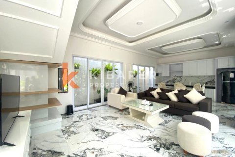 3 bedrooms Villa in Ungasan, Badung, Indonesia No. 12863 6