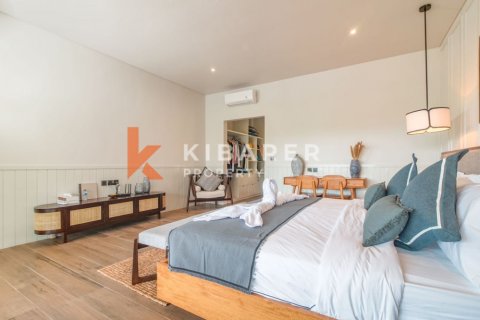 4 bedrooms Villa in Tibubeneng, Badung, Indonesia No. 12550 20