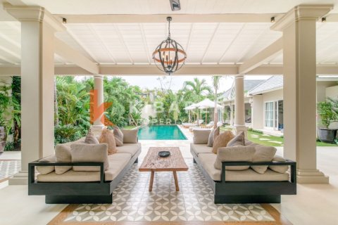 4 bedrooms Villa in Tibubeneng, Badung, Indonesia No. 12550 4