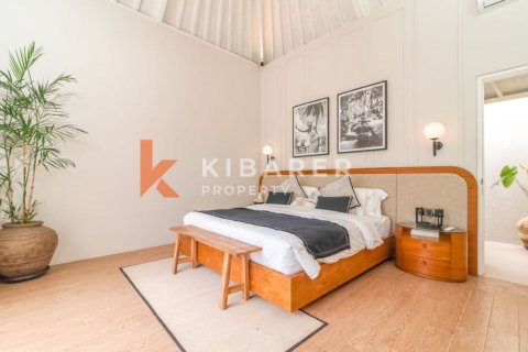 4 bedrooms Villa in Tibubeneng, Badung, Indonesia No. 12550 5